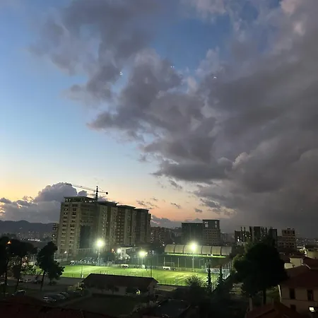 Xhm 1 * تيرانا